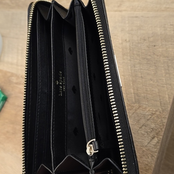 Kate spade black continental wallet embossed spade pattern - Picture 3 of 3